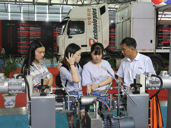 劍平平衡機/AMTS展會火熱進行中